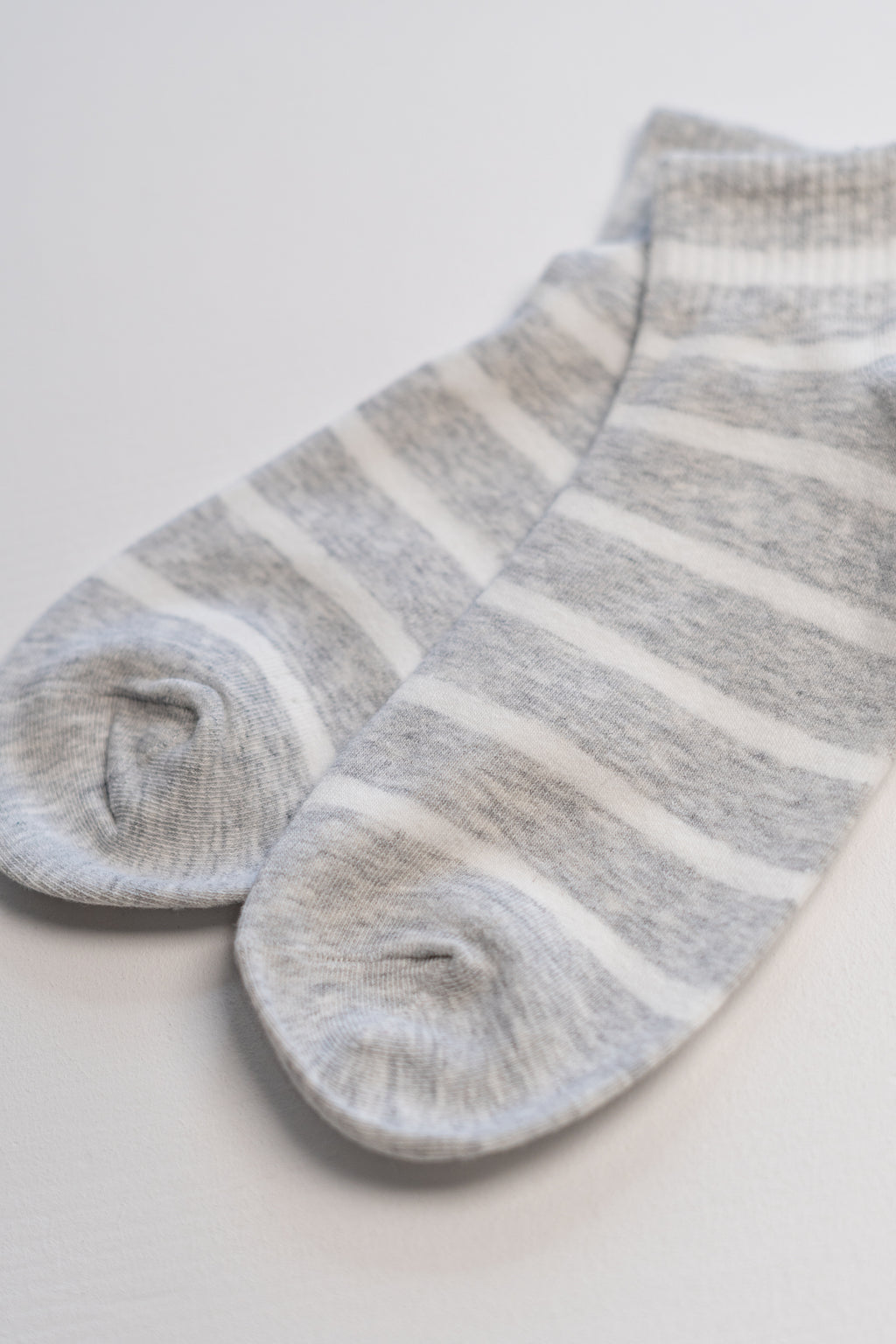Soft Stripes | Γκρι με λευκό