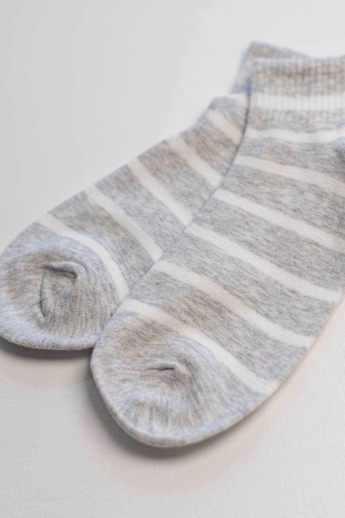 Soft Stripes | Γκρι με λευκό