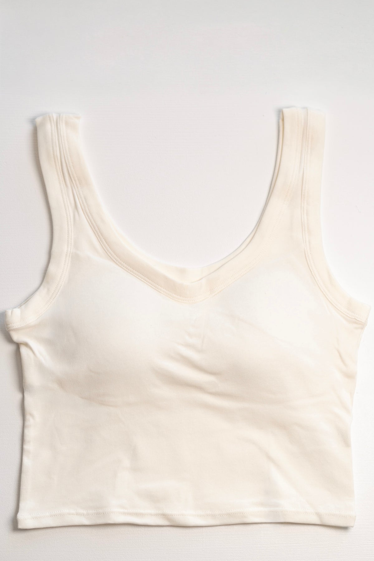 Comfort Cropped Top με Ενσωματωμένα Cups-Λευκό