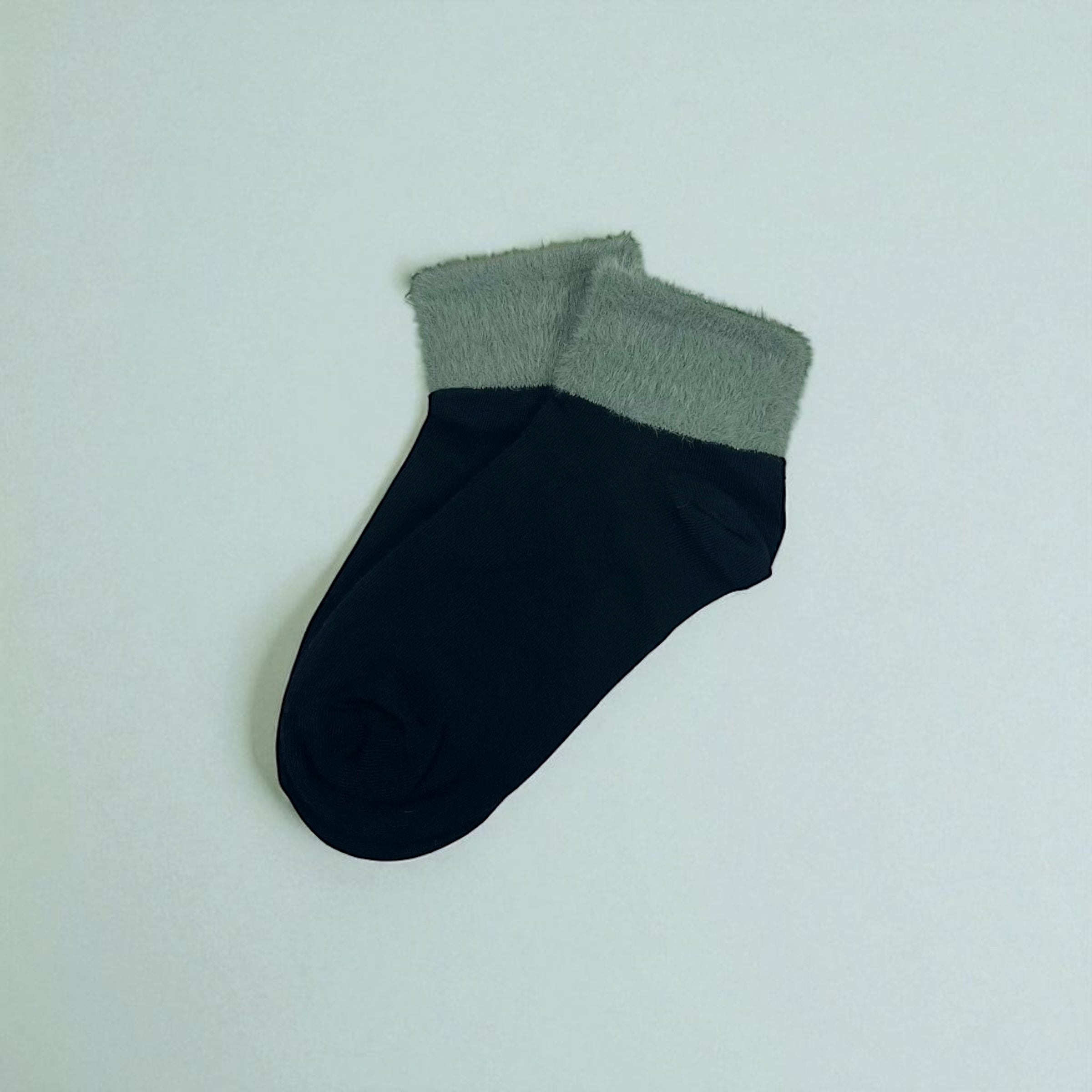 Κάλτσες με Fluffy Τελείωμα