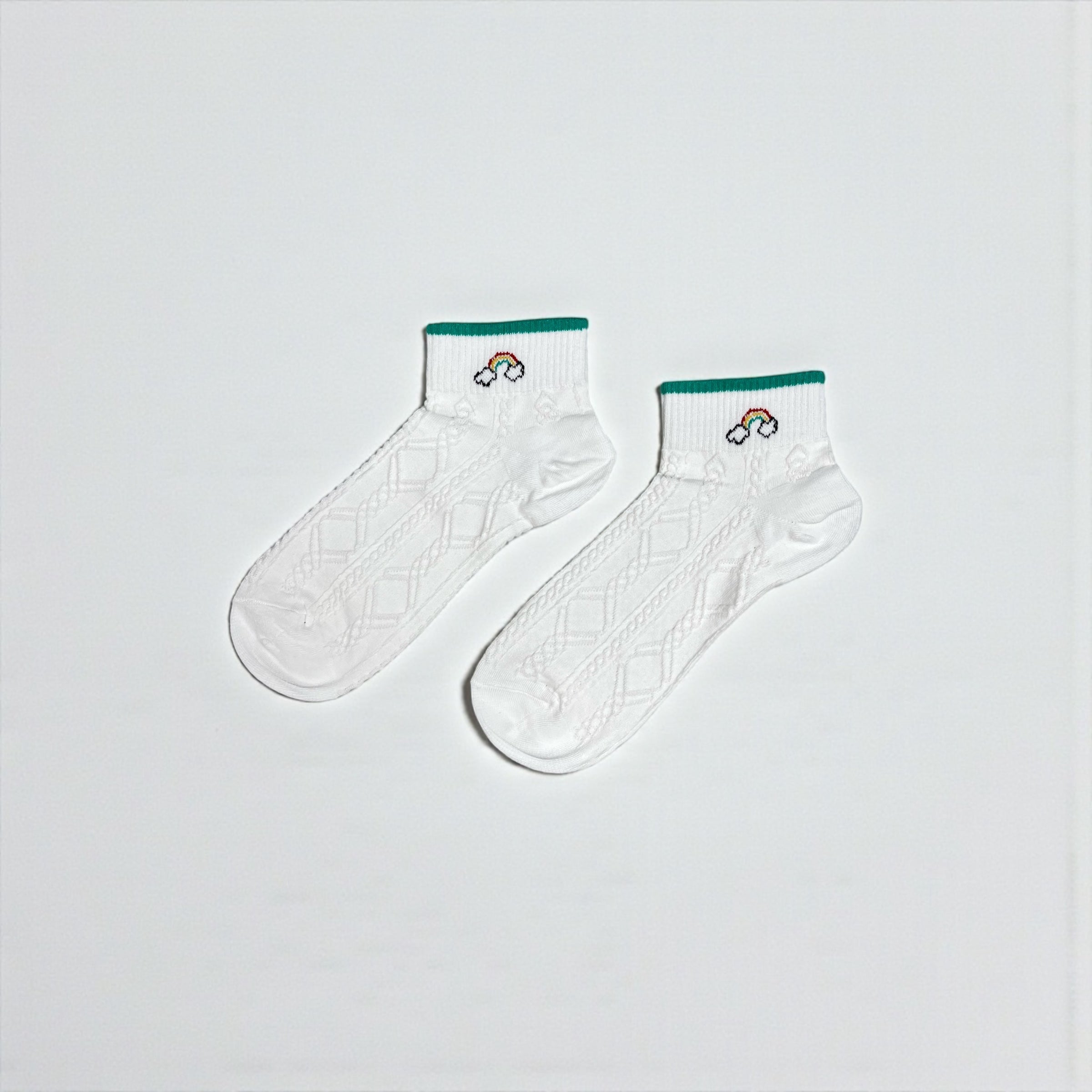 Λευκές Ανάγλυφες Κάλτσες