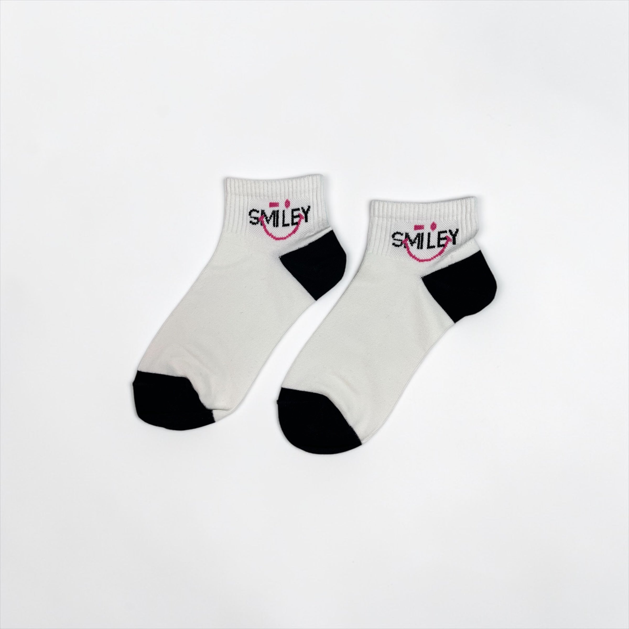 Γυναικείες κάλτσες με σχέδια σε ροζ & μπλε αποχρώσεις