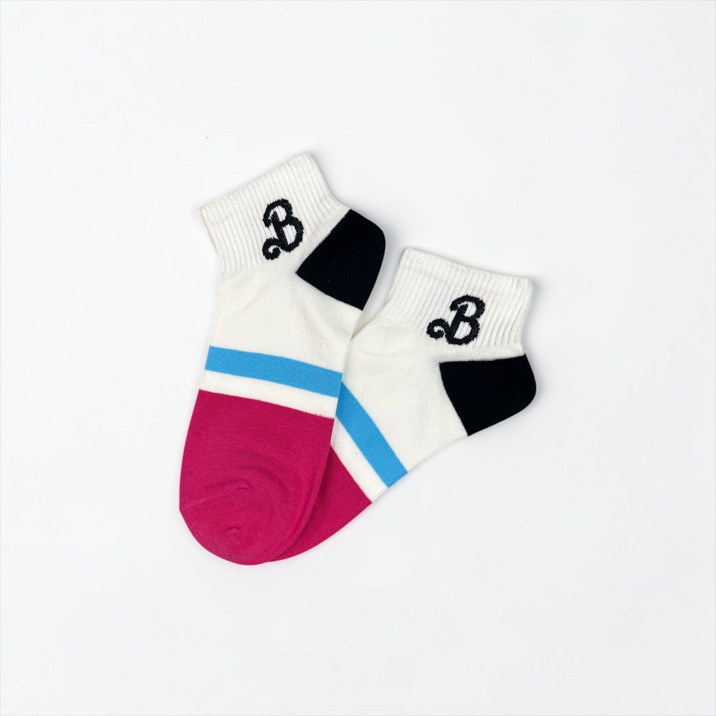 Γυναικείες κάλτσες με σχέδια σε ροζ & μπλε αποχρώσεις