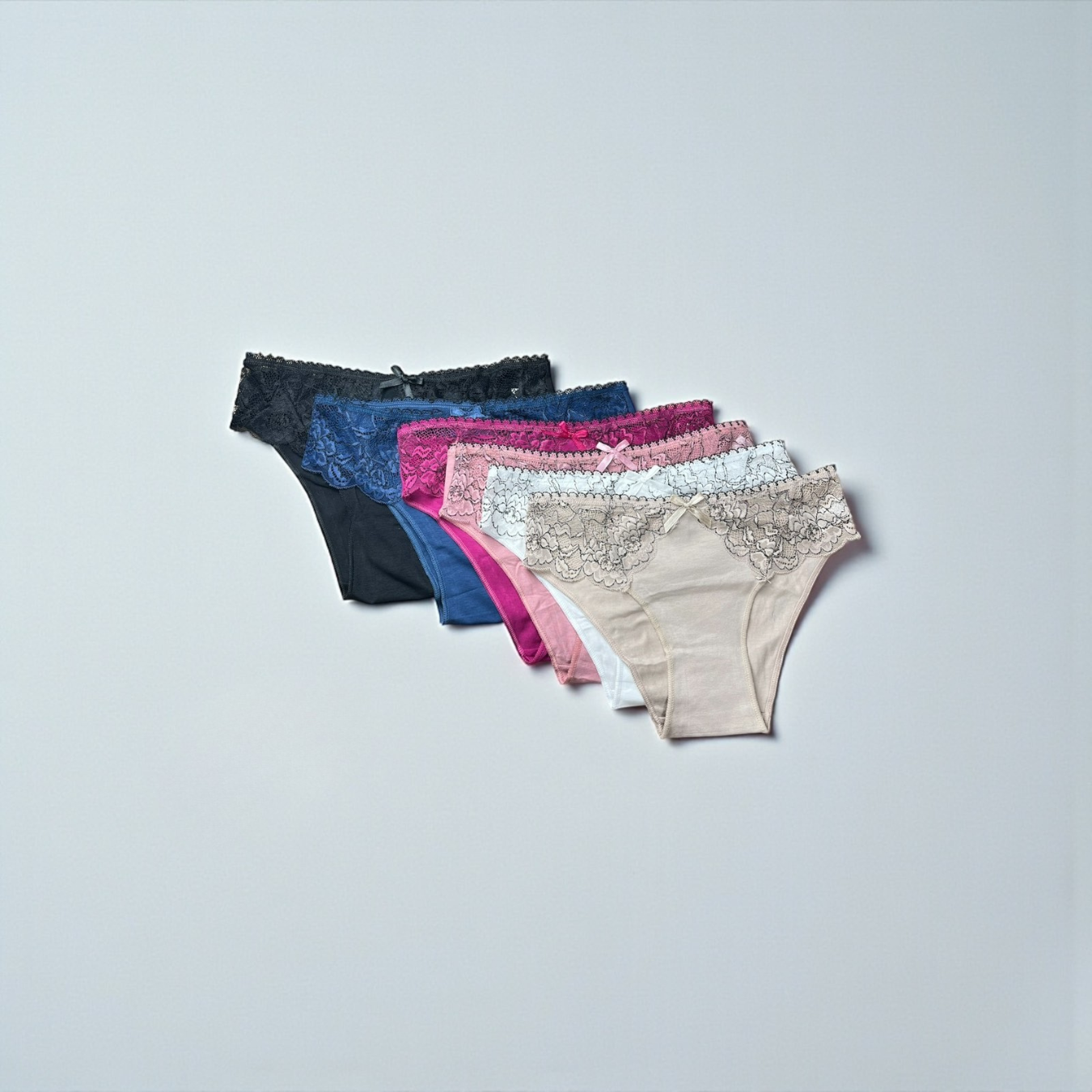 Γυναικείο σλιπ με δαντέλα