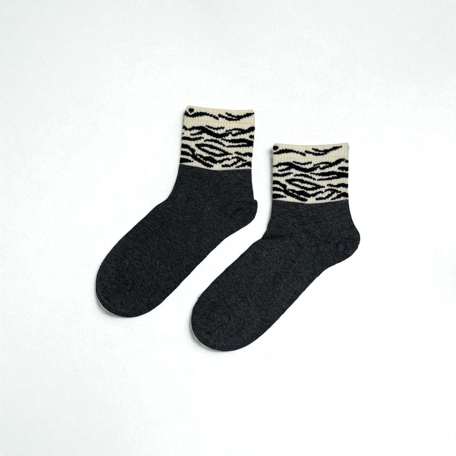 Κάλτσες με Animal Print